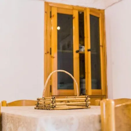 Trullo Cittadino With Above-ground Pool In